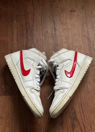 Jordan 1 High Metallic Red (Size 40, Zufriedenstellender Zustand, Ohne Schuhkarton), marque: Jordan, état: Bon état, taille: 40, 40,00 €, 42,70 € Protection acheteurs incluse