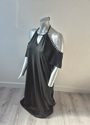 Chic me zwarte offshoulder jurk met parels 😍 maat 46, merk: Chic Me, staat: Heel goed, maat: XXXL / 46 / 18, € 4,50, € 5,43 inclusief Kopersbescherming