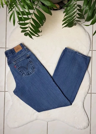 Jean Levi's 550 Relaxed Bootcut Bleu, marque: Levi's, état: Très bon état, taille: XS / 34 / 6, 29,99 €, 32,19 € Protection acheteurs (Pro) incluse