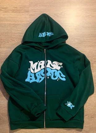 Sweat y2k, marque: y2k, état: Très bon état, taille: M, 20,00 €, 21,70 € Protection acheteurs incluse