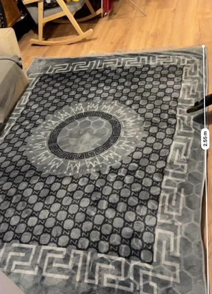 Large carpet, brand: unknown, condition: Satisfactory, £10.00, £11.20 includes Buyer Protection