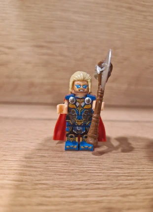 Figurine type lego Thor Marvel, brand: Marvel, condition: Very good, size: One size, €5.00, €5.95 includes Buyer Protection