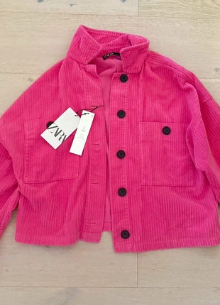Zara bright pink ribbed cropped corduroy jacket XS, brand: Zara, condition: New without tags, size: XS / 34 / 6, €16.00, €17.50 includes Buyer Protection