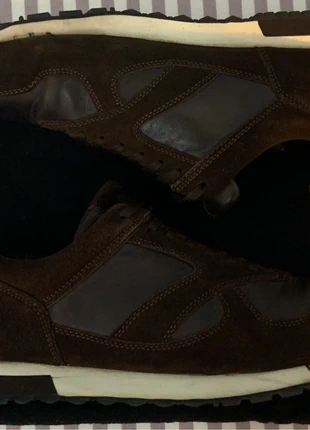 Sapatilhas em pele castanhas da Massimo Dutti, marque: Massimo Dutti, état: Très bon état, taille: 45, 49,00 €, 52,15 € Protection acheteurs incluse