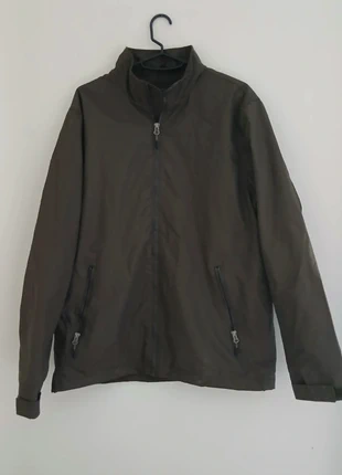 Casaco / Blusão Modalfa - Verde Militar - Tamanho M 🌿, marca: Modalfa, estado: Muito bom, tamanho: M, €10.00, €11.20 inclui Proteção do Comprador