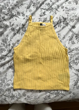 Débardeur jaune, brand: H&M, condition: Good, size: M / 38 / 10, €3.00, €3.85 includes Buyer Protection
