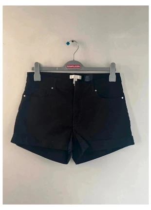 🌹 Short en denim noir H&M – Taille L (40), neuf jamais porté, marque: H&M, état: Neuf sans étiquette, taille: L / 40 / 12, 5,00 €, 5,95 € Protection acheteurs incluse
