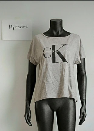 T-shirt ample gris – Taille L – Calvin Klein, brand: Calvin Klein, condition: Very good, size: L / 40 / 12, €12.95, €14.30 includes Buyer Protection