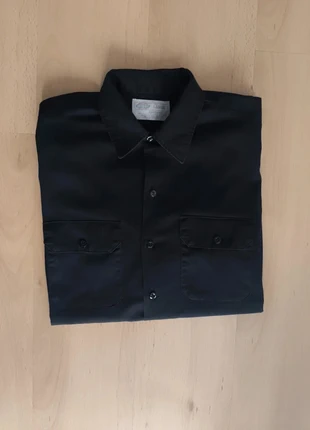 👔 Chemise Dickies taille L, marque: Dickies, état: Très bon état, taille: L, 28,00 €, 30,10 € Protection acheteurs incluse
