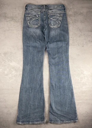 Jeans Daytrip coupe femme évasé W26/FR36 patte d’eph bootcut flared style vintage Y2K miss me, marque: Silver, état: Très bon état, taille: S / 36 / 8, 70,00 €, 74,20 € Protection acheteurs incluse