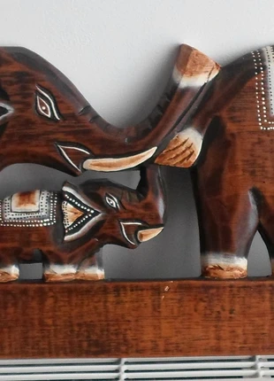 Frise murale éléphants en bois, marque: Boutique indépendante, état: Très bon état, 10,00 €, 11,20 € Protection acheteurs incluse