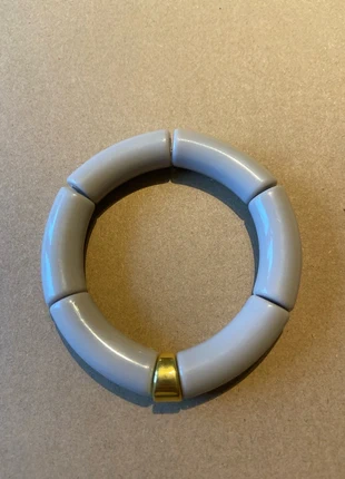 Bracelet grosses perles grises, marque: Boutique Parisienne, état: Très bon état, 6,00 €, 7,00 € Protection acheteurs (Pro) incluse