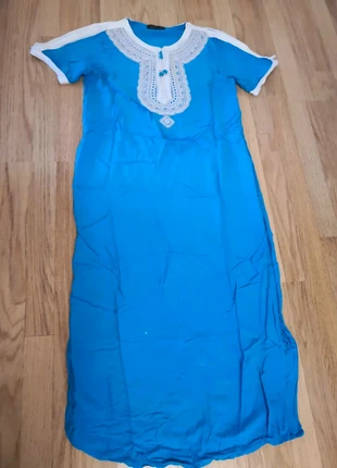 djellaba mille miel deguisement soirée m bleu blanc brillant brodé, marke: Miel, zustand: Zufriedenstellend, größe: M / 38 / 10, 5,00 €, 5,95 € inklusive Vinted-Käuferschutz