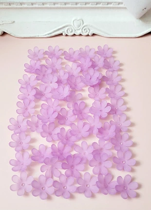 60 perles fleur | inspiration cerisier | acrylique | finition mate | violet givré, staat: Heel goed, € 2,99, € 3,84 inclusief Kopersbescherming Pro