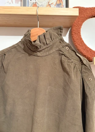 Blouse en velours kaki, brand: Intuition, condition: New with tags, size: One size, €44.00, €46.90 includes Buyer Protection