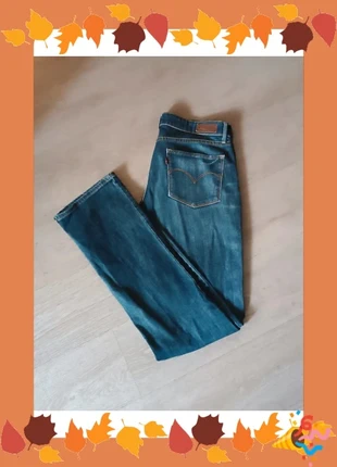 Jean Levi’s Demi Curve Straight – Taille 27 très bon état, marca: Levi's, estado: Muy bueno, tamaño: S / 36 / 8, 18,00 €, 19,60 € Protección al comprador incluida