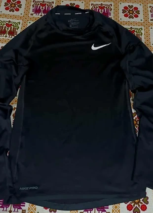 Nike Pro Edzőfelső, márka: Nike, állapot: Jó, méret: S, 5,000.00 Ft, 5,530.00 Ft vevővédelemmel