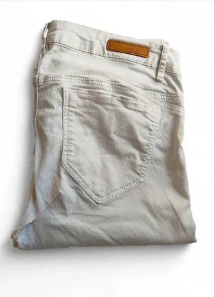 Jean blanc skinny Pimkie T.38, marque: Pimkie, état: Bon état, taille: M / 38 / 10, 7,00 €, 8,05 € Protection acheteurs (Pro) incluse