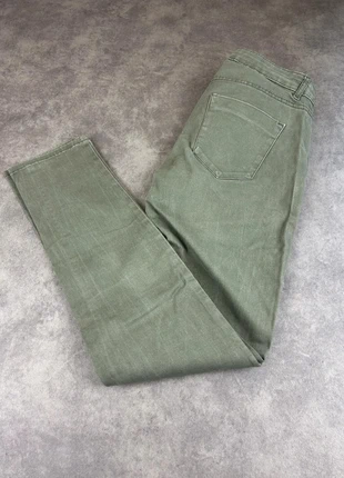 Jean Slim Fit Kiabi Taille 40 Kaki, marque: Kiabi, état: Très bon état, taille: L / 40 / 12, 4,00 €, 4,90 € Protection acheteurs incluse