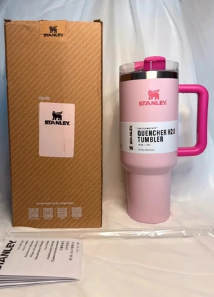 Gourde Stanley, brand: Stanley, condition: Very good, €29.99, €32.19 includes Buyer Protection