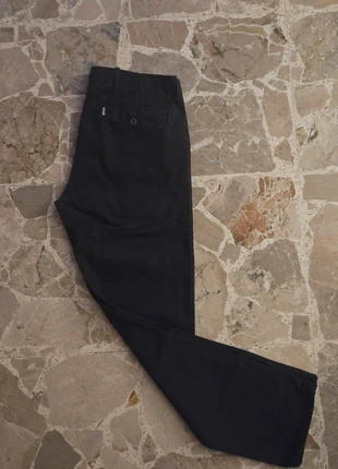 Levi's in denim nero - W34L32 - uomo, merk: Levi's, staat: Nieuw zonder prijskaartje, maat: W34 | FR 44, € 24,90, € 26,85 inclusief Kopersbescherming