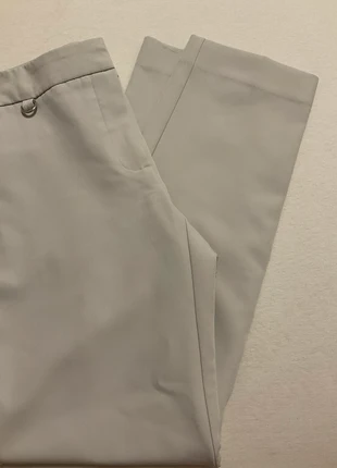 Pantaloni dritti bianco panna/grigi, marque: Adrianna Papell, état: Très bon état, taille: S / 36 / 8, 10,00 €, 11,20 € Protection acheteurs incluse