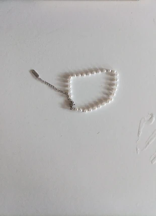 Pulseira prateada c/ pérolas brancas, marque: Ema store, état: Très bon état, 2,00 €, 2,80 € Protection acheteurs incluse
