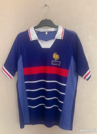 Maillot de foot, marque: Football, état: Très bon état, taille: S, 30,00 €, 32,20 € Protection acheteurs incluse