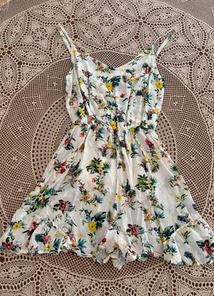 Vestito salopette estivo corta Bershka – Taglia S, merk: Bershka, staat: Heel goed, maat: S / 36 / 8, € 6,50, € 7,53 inclusief Kopersbescherming