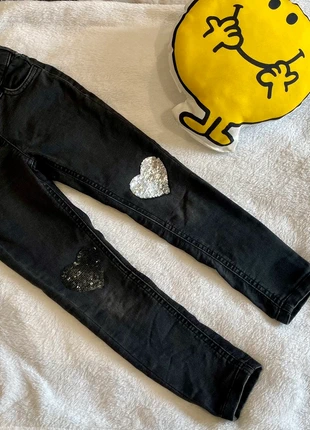 Pantalon empiècement cœur -taille 6 ans, marca: C&A, estado: Muy bueno, tamaño: 6 años / 116 cm, 2,50 €, 3,33 € Protección al comprador incluida