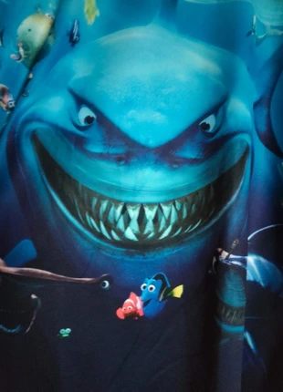 T-shirt Pixar, merk: Disney × Pixar, staat: Heel goed, maat: M, € 12,00, € 13,30 inclusief Kopersbescherming