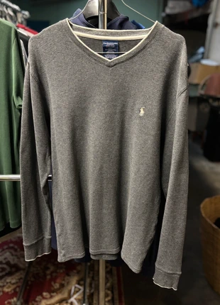 Pull Ralph Lauren à col V Gris, brand: Ralph Lauren, condition: Very good, size: L, €11.00, €12.25 includes Buyer Protection Pro