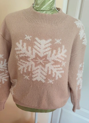 Beige Snowflake Christmas jumper very Good size medium, brand: Shein, condition: Very good, size: M / 38 / 10, €5.80, €6.79 includes Buyer Protection