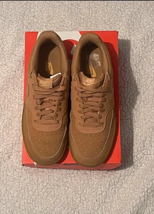 Nike court vision marron, marque: Nike, état: Neuf sans étiquette, taille: 40, 41,99 €, 44,79 € Protection acheteurs incluse