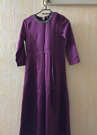 Robe de soirée fille avec ceinture, marke: Prima Classe, zustand: Sehr gut, größe: 7 Jahre / 122, 16,00 €, 17,50 € inklusive Vinted-Käuferschutz