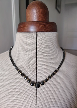 Collier perles noires hématite, staat: Heel goed, € 8,00, € 9,10 inclusief Kopersbescherming