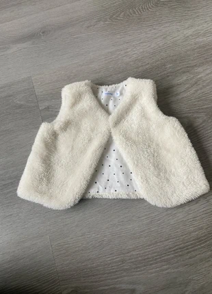 Gilet sans manches bébé fille, marque: Bout'chou, état: Très bon état, taille: 9-12 mois / 74 cm, 4,00 €, 4,90 € Protection acheteurs incluse