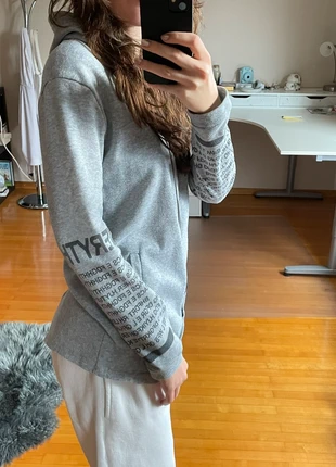 Sweatjacke mit Print, marque: Sonstiges, état: Bon état, taille: S / 36 / 8, 4,00 €, 4,90 € Protection acheteurs incluse