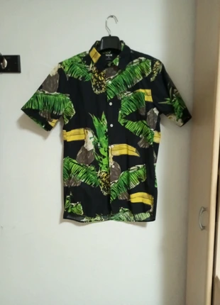 Camisa de manga corta, marca: Hurley, estado: Nuevo sin etiquetas, tamaño: S, 10,00 €, 11,20 € Protección al comprador incluida