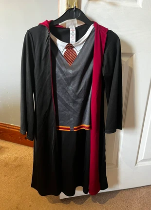 Harry Potter costume 5/6 years, brand: George, condition: Very good, size: 5 years / 110 cm, £3.00, £3.54 includes Buyer Protection