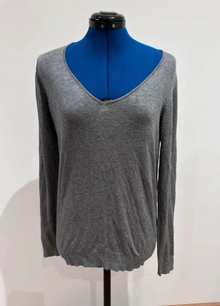 Pull gris col en V, manches longues, léger et confortable- taille Xs-S, condizioni: Ottime, taglia: S / IT 40 / EU 36, €7.00, €8.05 include la Protezione acquisti Pro