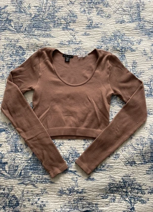 Top manche longue, brand: New Yorker, condizioni: Buone, taglia: S / IT 40 / EU 36, €2.00, €2.80 include la Protezione acquisti