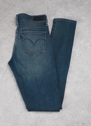 Levis femme demi curve modern rise skinny bleu foncé - Taille 25x32, marke: Levi's, zustand: Sehr gut, größe: XS / 34 / 6, 20,00 €, 21,70 € beinhaltet Vinted-Käuferschutz Pro
