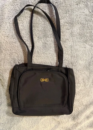 Elegant Black Tote Bag with Gold Detail, état: Très bon état, 10,00 €, 11,20 € Protection acheteurs incluse