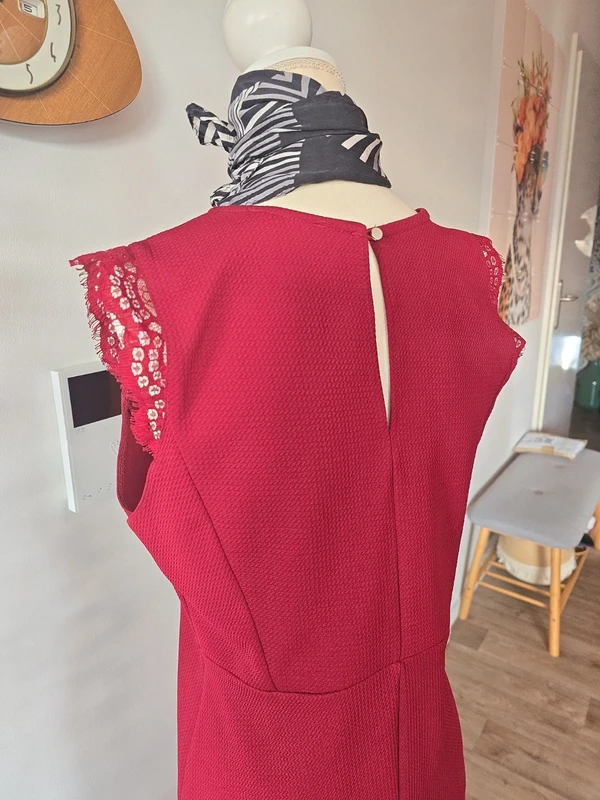 Robe cintrée - photo numéro 3