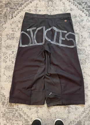 Pantalon baggy large skater Dickies noir peinture handmade taille 38US, marca: Dickies, estado: Muy bueno, tamaño: W38 | ES 48, 45,00 €, 47,95 € Protección al comprador Pro incluida