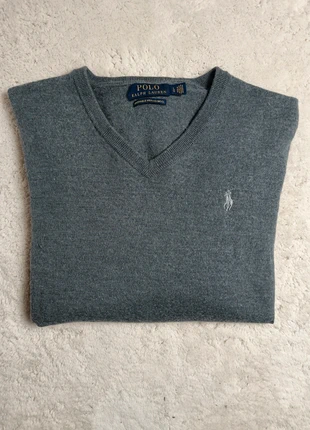 Pull col en V raph lauren / Taille L femme / Gris logo brodé, marke: Ralph Lauren, zustand: Sehr gut, größe: L / 40 / 12, 25,00 €, 26,95 € inklusive Vinted-Käuferschutz