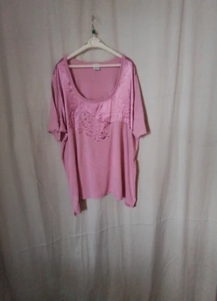 Petit haut, brand: M&S Mode, condition: Satisfactory, size: 5XL / 50 / 22, €5.00, €5.95 includes Buyer Protection