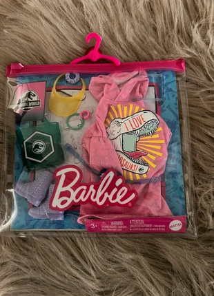Barbie Jurassic World Outfit - Nieuw!, merk: Barbie, staat: Nieuw met prijskaartje, maat: Universeel, € 4,00, € 4,90 inclusief Kopersbescherming