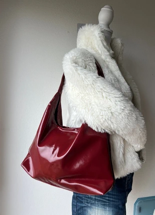 Vintage cherry red hobo bag, marque: Vintage Dressing, état: Neuf sans étiquette, 15,00 €, 16,45 € Protection acheteurs (Pro) incluse